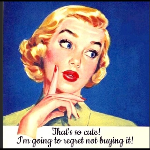 WELCOME! SCROLL ⬇️ FOR VINTAGE HARD GOODS, JEWELRY, CLOTHES, BAGS, & TREASURES! - Picture 6 of 16